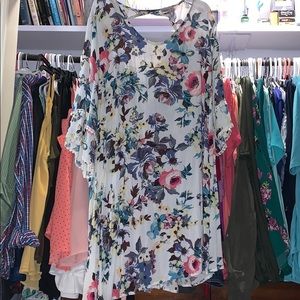 Boutique Flowing long top 3X